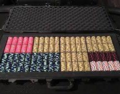 walizka na żetony pokerowe tokeny