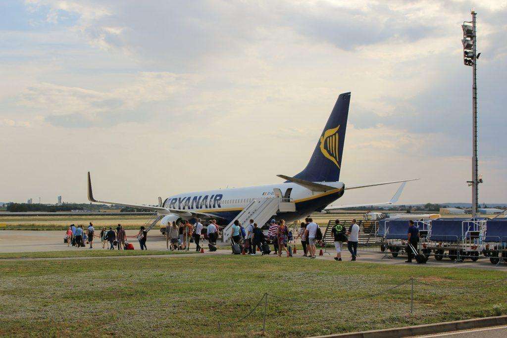 bagaż rejestrowany ryanair wymiary