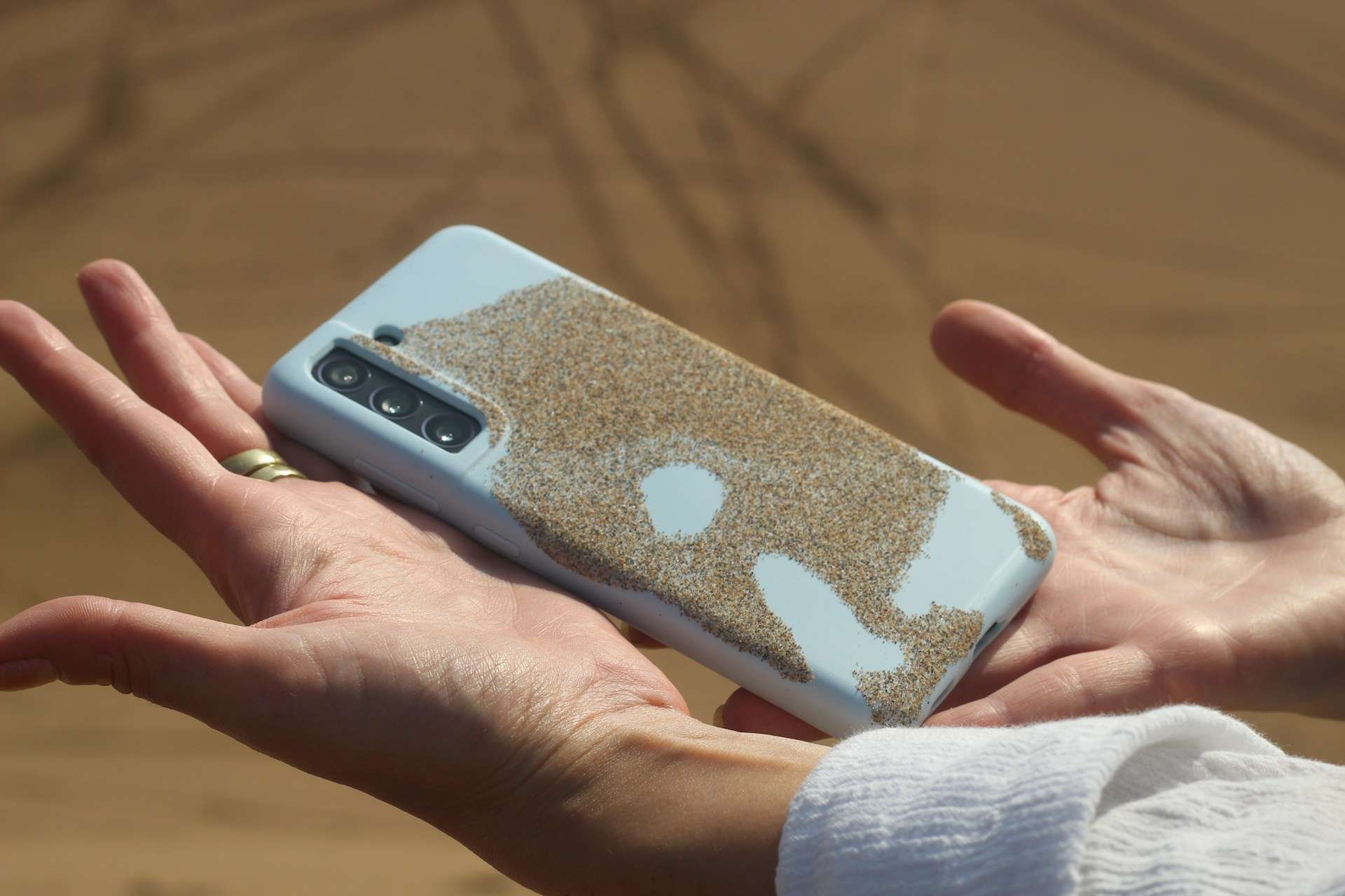 Ochrona elektroniki na plaży | Drava - Dystrybutor produktów Peli Ochrona elektroniki na plaży