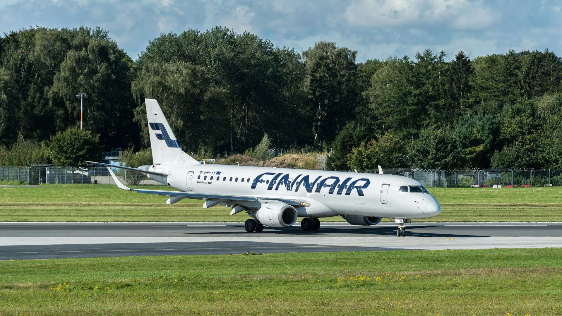 walizka podręczna Finnair | Drava - Dystrybutor produktów Peli
