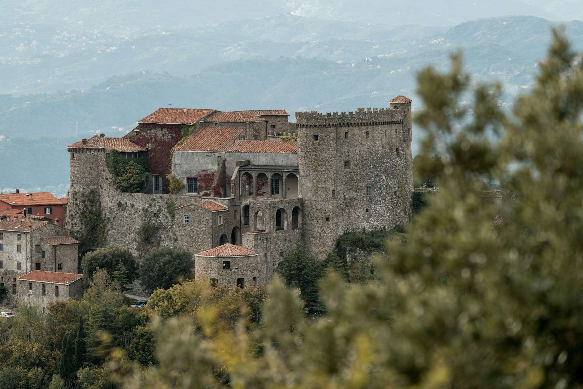 zamek w Lunigiana toskania