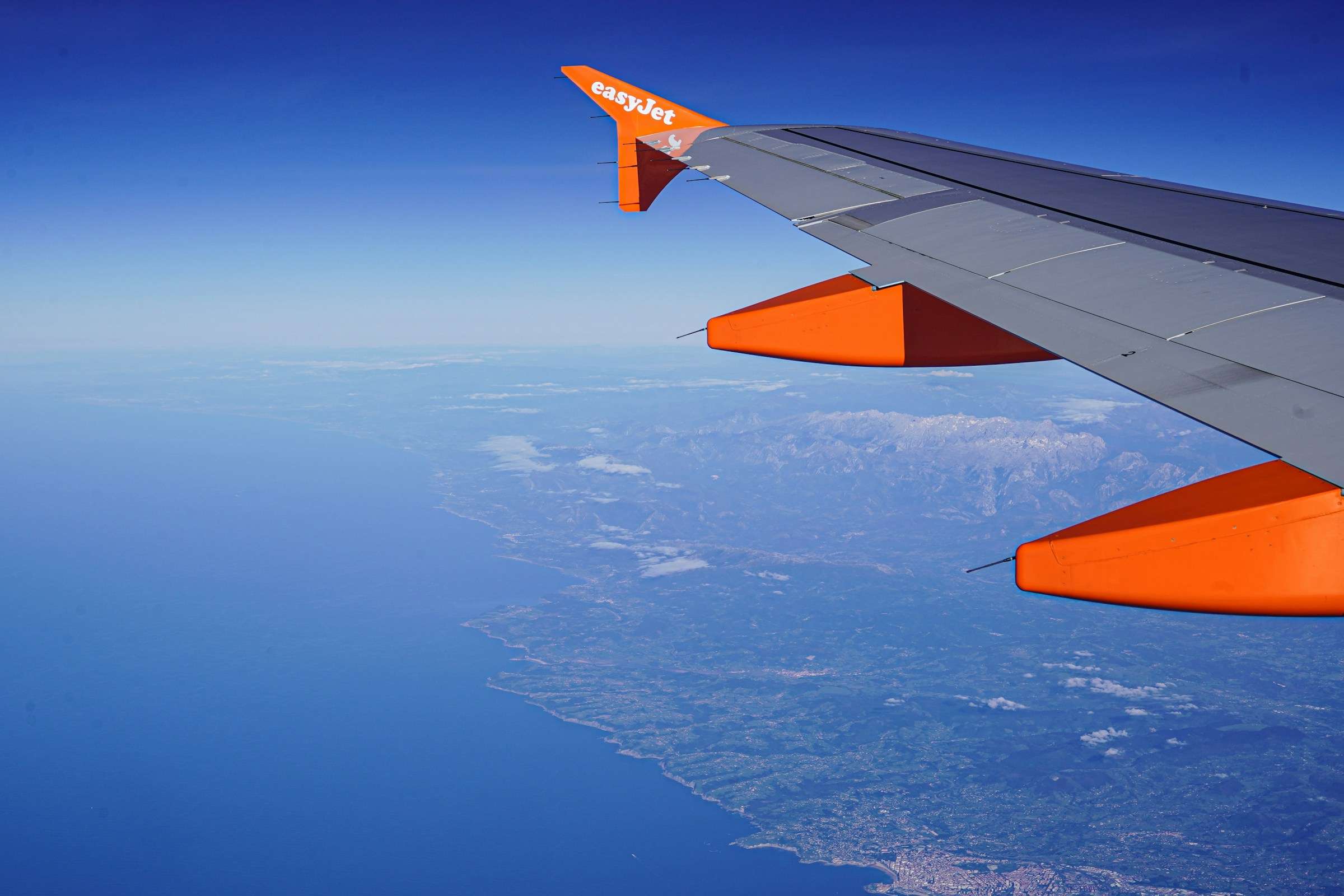 Bagaż podręczny easyJet wymiary waga i opłaty | Drava - Dystrybutor produktów Peli Bagaż podręczny easyJet wymiary waga i opłaty