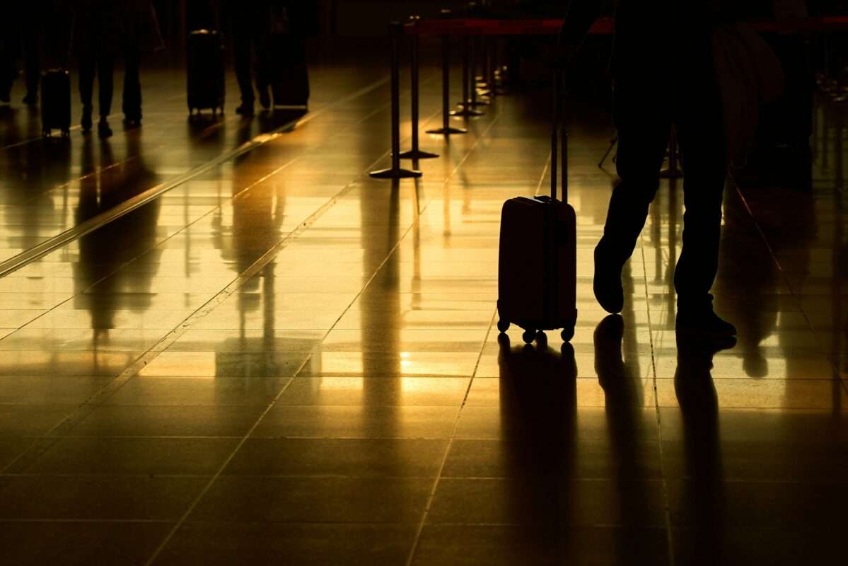 Walizki kabinowe do samolotu jak wybrać raz a dobrze