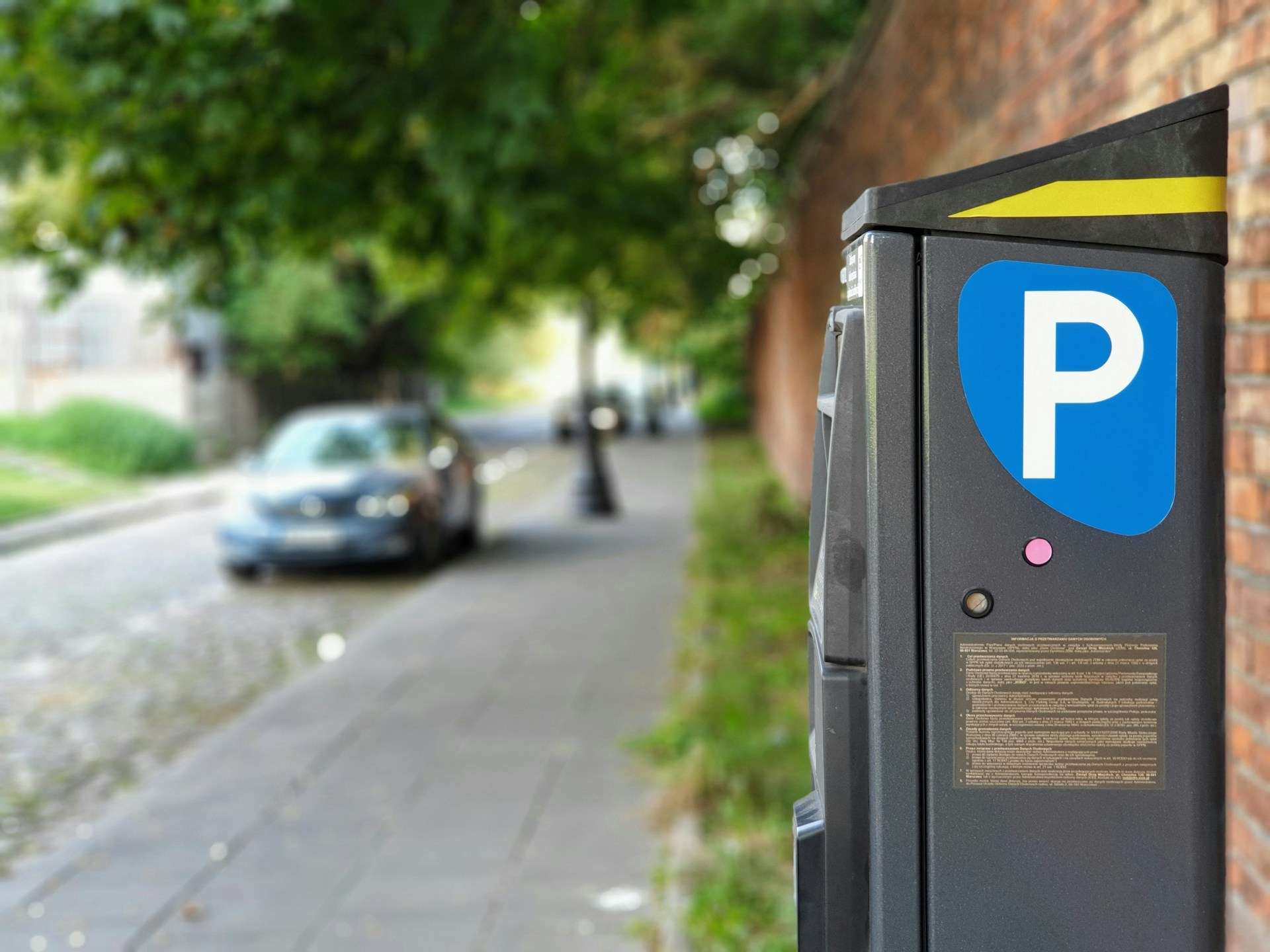 parkingi polskie lotniska | Drava - Dystrybutor produktów Peli parkingi polskie lotniska
