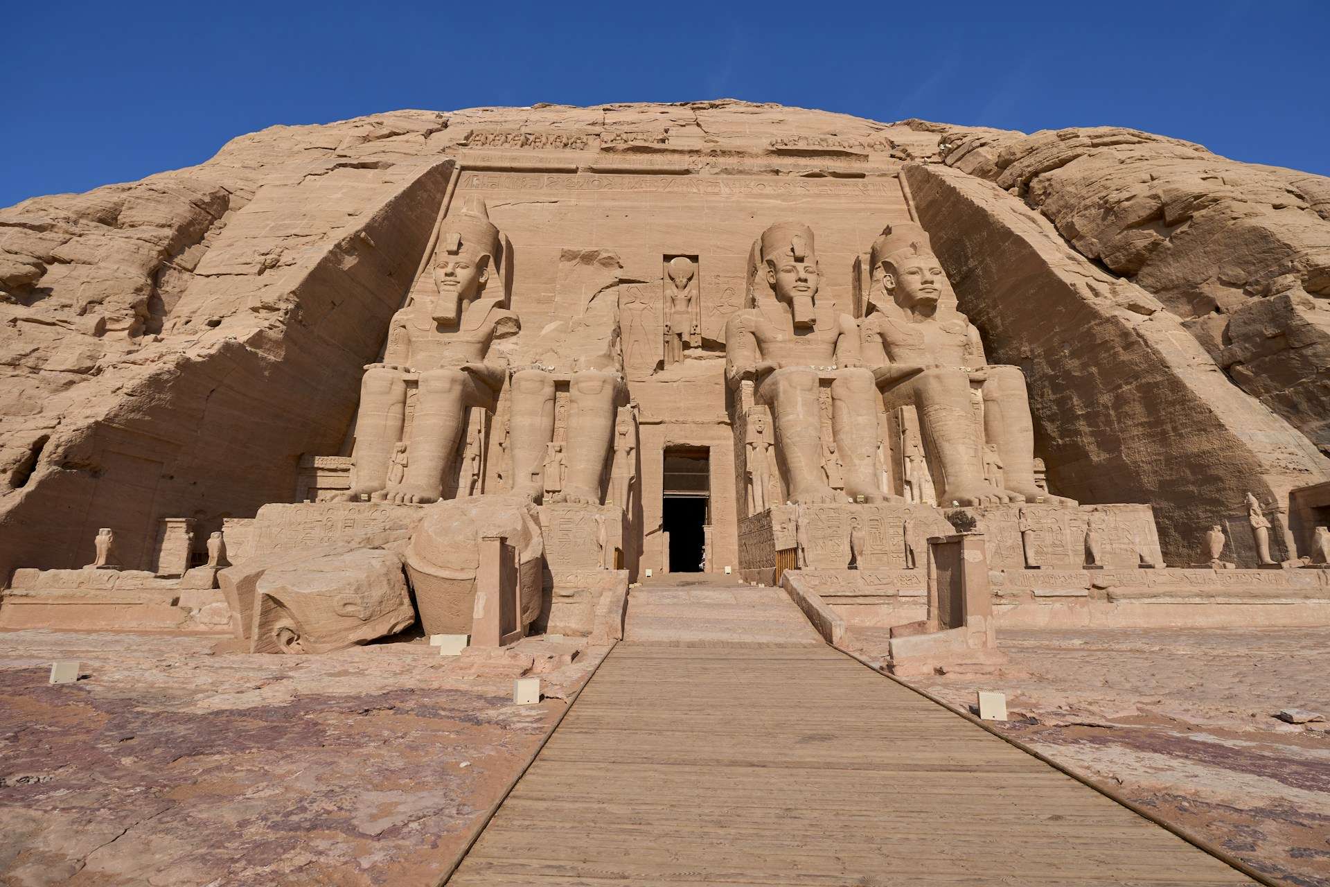 Abu Simbel Egipt | Drava - Dystrybutor produktów Peli Abu Simbel Egipt