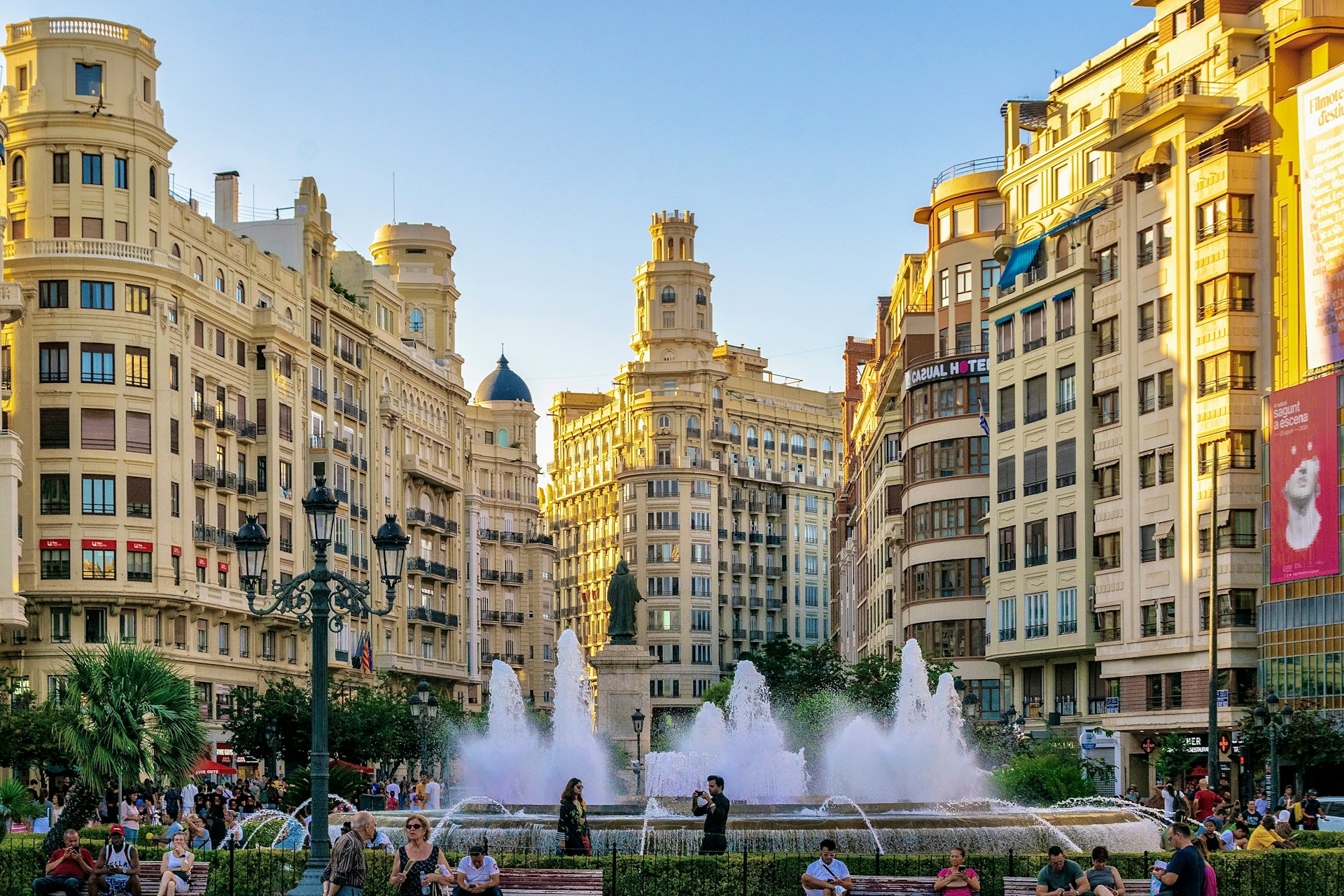 Walencja czy Barcelona gdzie jechać