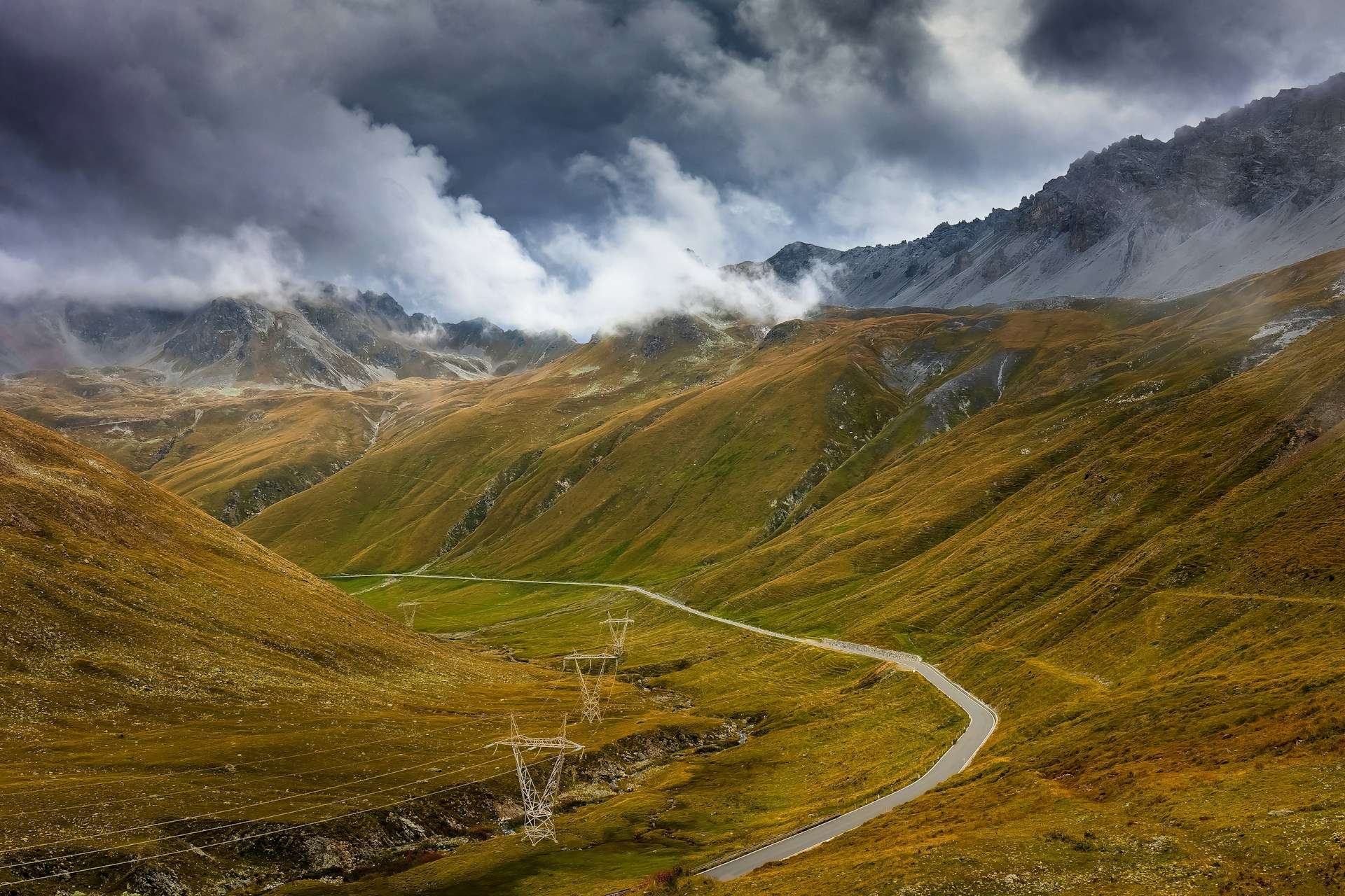 off road Stelvio Pass